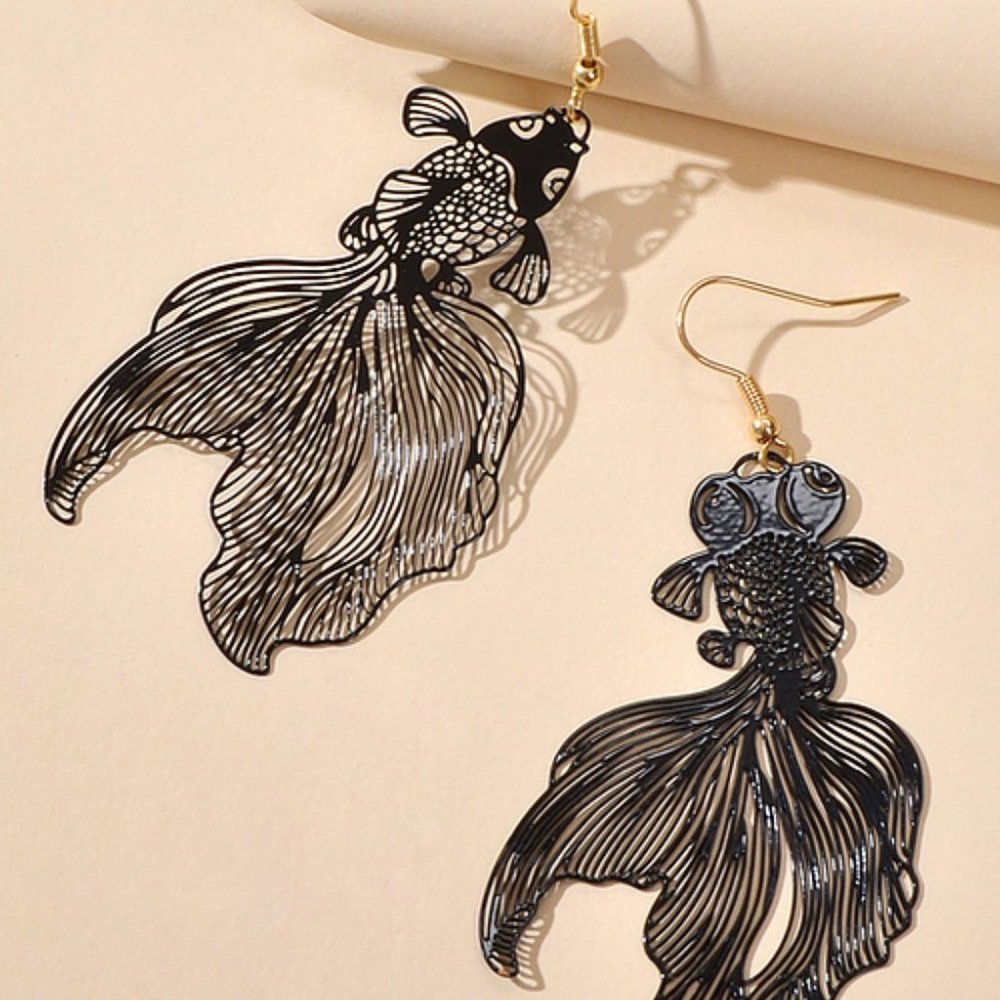 Off The Hook"  Lightweight Dangle Fish Black Earrings - Picture 2 of 3